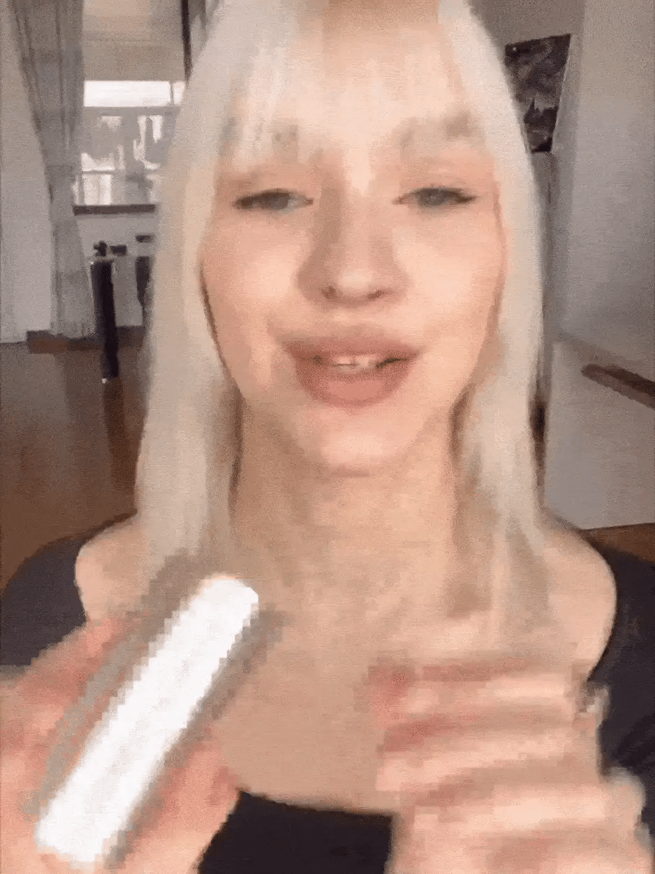 SHEGLAM HAIR Locked in Glossy Shine Strong Styling Stick-30g,Hair Smooth Wax Stick,Flyaway Hair Control,Elegant Sticks,Long-Lasting Hold,Sleek Look In 1-Swipe,Non-Sticky & Non-Greasy,Flake-Free & Zero White Cast,Cranberry Scent Made For All Hair Types|Str